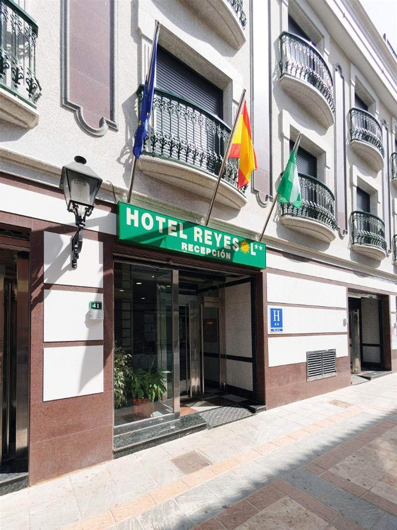 Hotel Reyesol Fuengirola Exterior photo