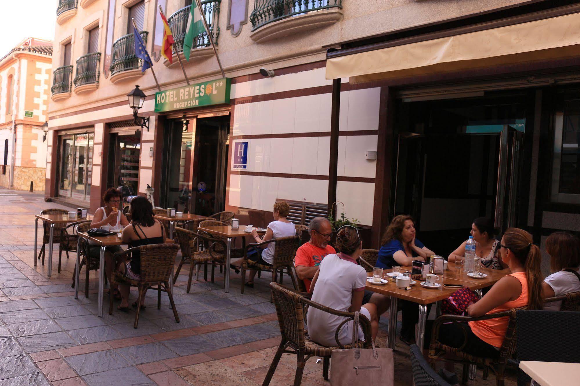 Hotel Reyesol Fuengirola Exterior photo