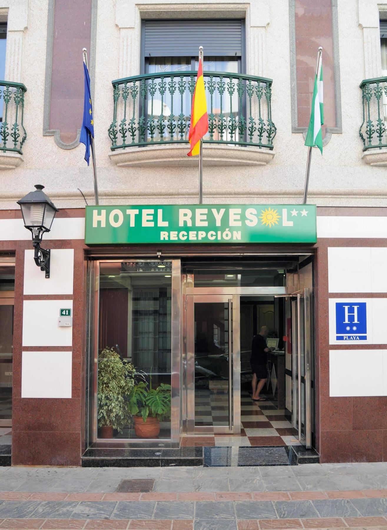 Hotel Reyesol Fuengirola Exterior photo