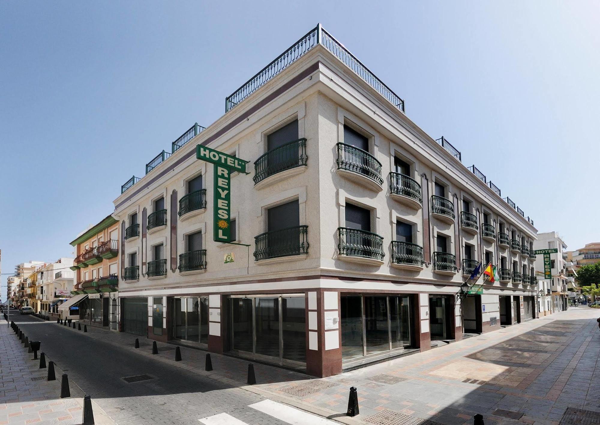 Hotel Reyesol Fuengirola Exterior photo